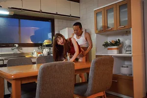 Con gái bị gã chồng mới của mẹ xoạc mỗi ngày, cho dù đã có người yêu